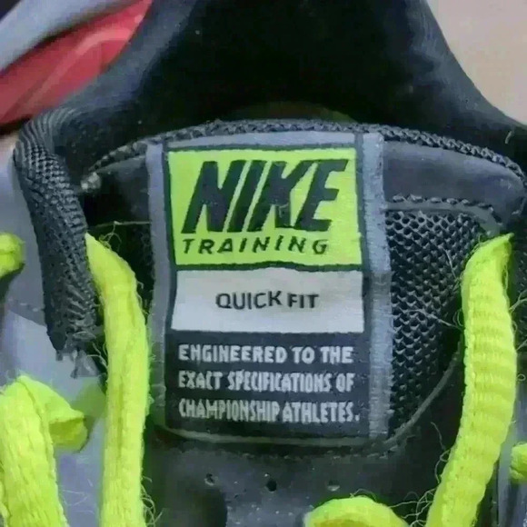 Nike Women's Free XT Quick Fit Flywire Running Shoes Size  8.5 Gray and Red - Picture 10 of 11